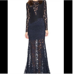 Femme D’armes Niko Lace Maxi Gown‎ Navy 0